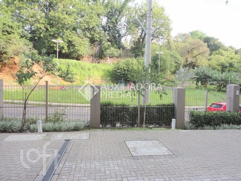 Image 2 - 233034